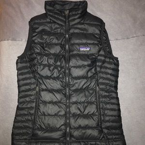 S Black Patagonia Puffer Vest